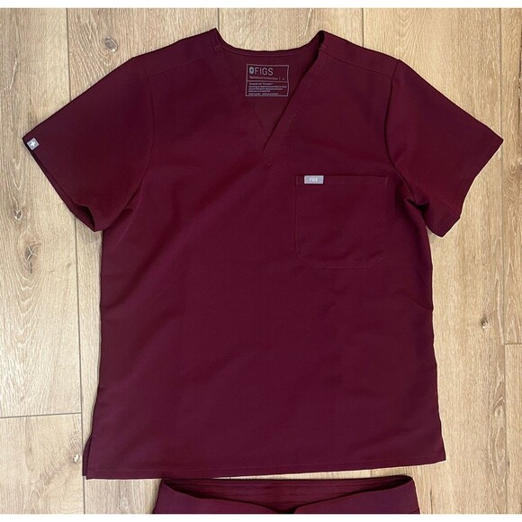 Women’s Figs Catarina & Livingston Scrub Set Maroon Large Worn Twice EUC! - Picture 6 of 7